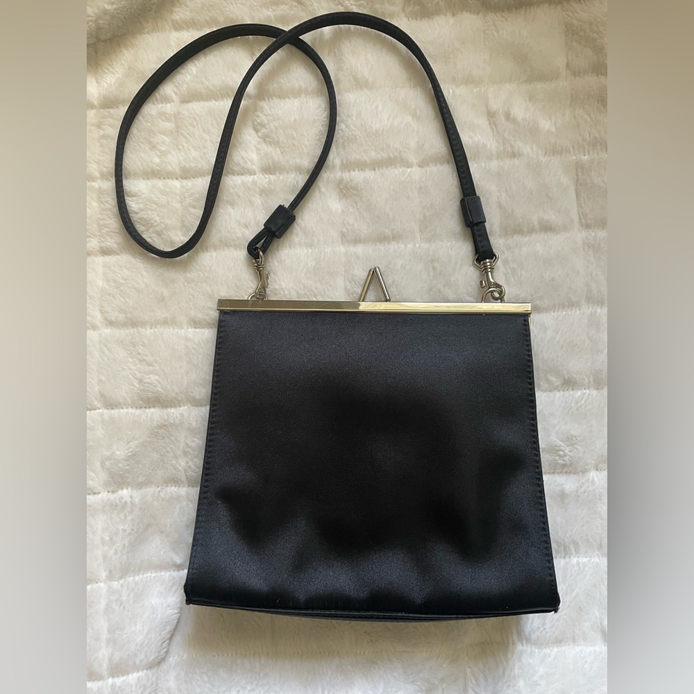 Vtg 90s Lord & Taylor purse. Like new.
